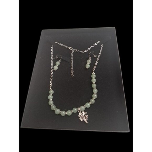 Shamrock Necklace Earrings Green Beaded Silver Four Leaf Clover Fighting Irish - Picture 3 of 3